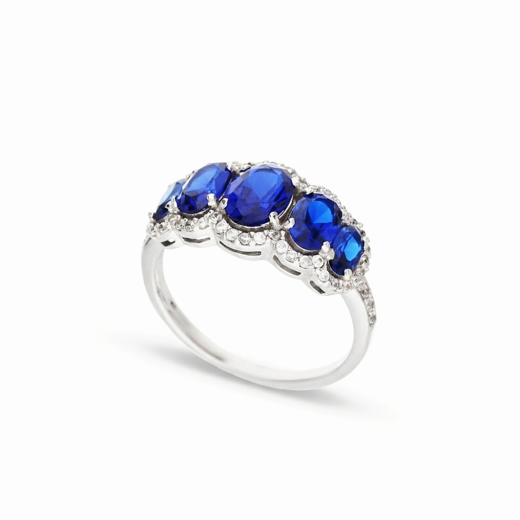 Anello con pietre ovali a scalare oro bianco 18kt